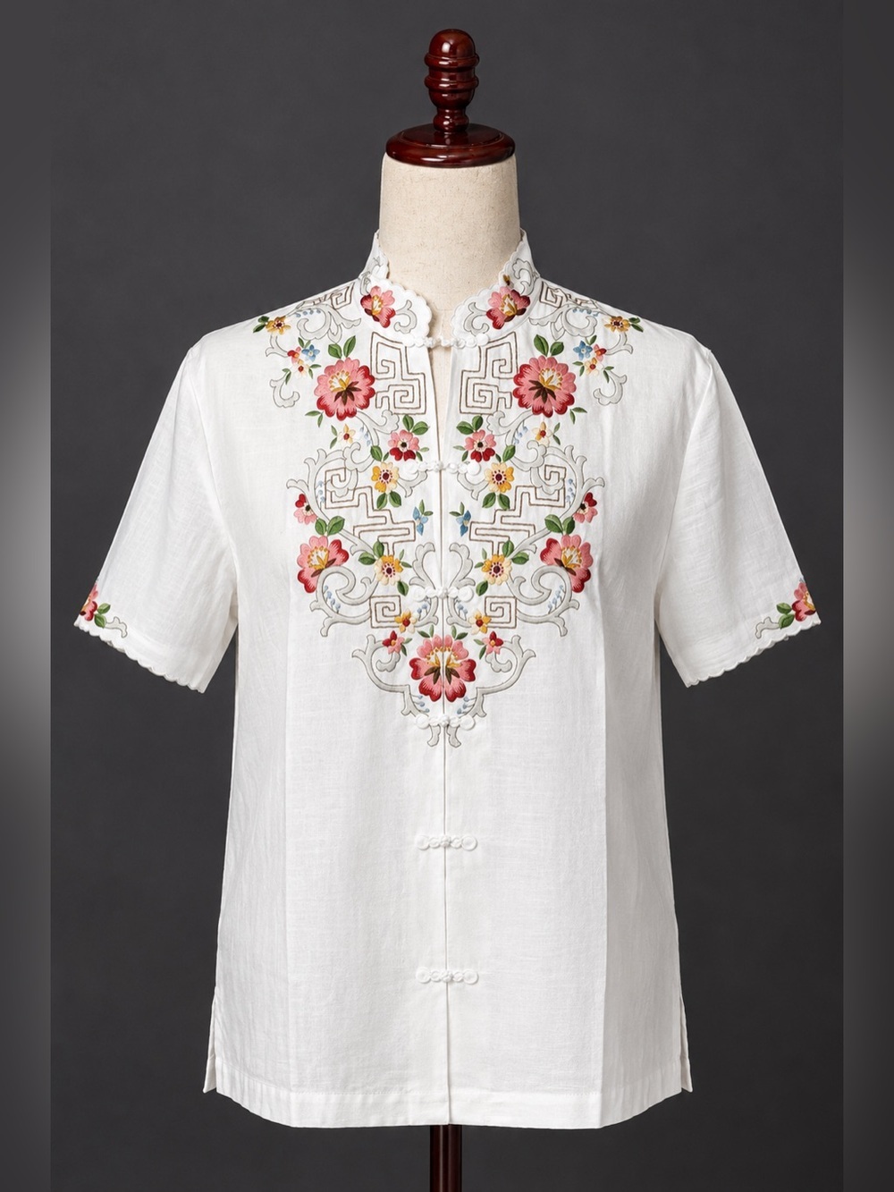 Dainty Vintage Embroidered White Short-Sleeve mandarin collar Shirt- S